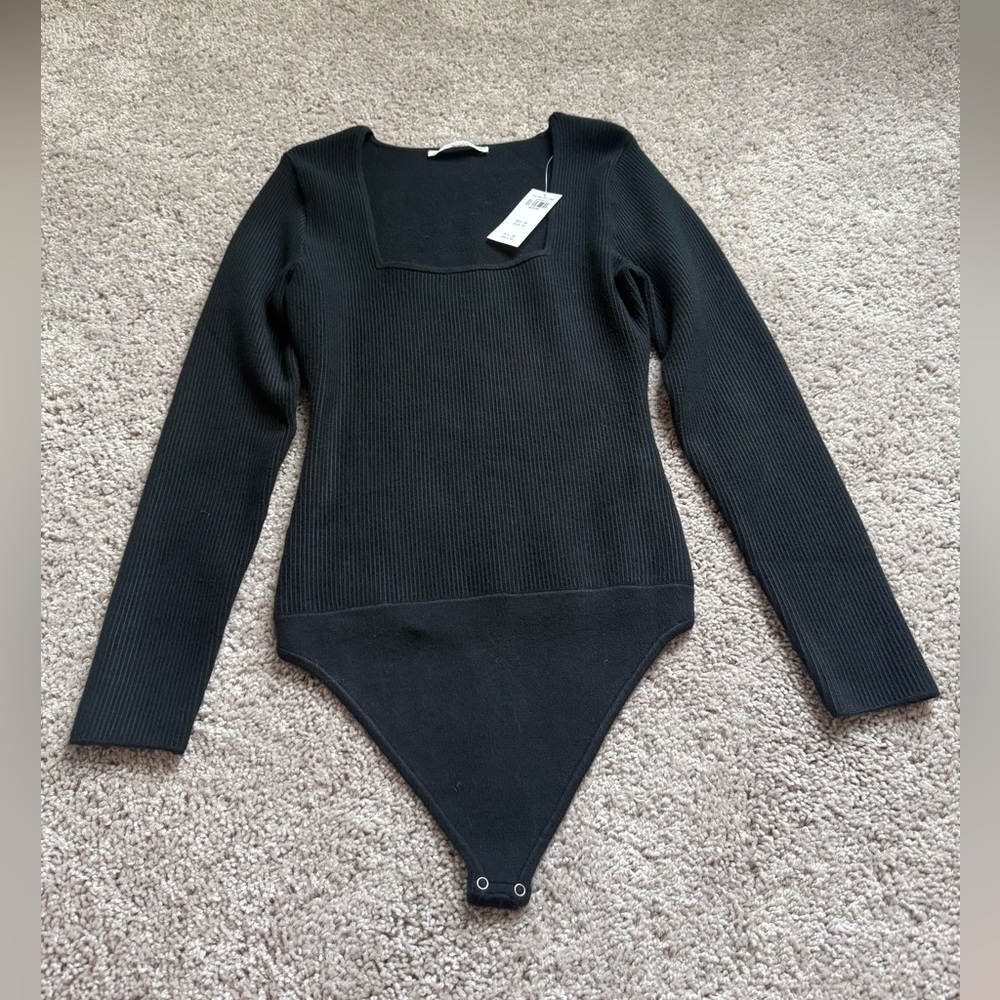 Abercrombie & Fitch Black Ribbed Sweater Bodysuit, size M (NWT!) ✨